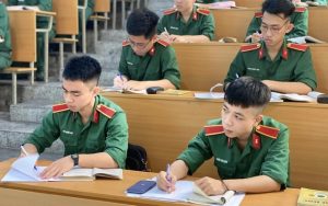Thí sinh cần xác định trường, ngành và phương thức xét tuyển để lựa chọn môn học, tổ hợp ôn tập phù hợp
