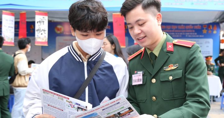 Thi vào trường quân đội cần học những môn gì